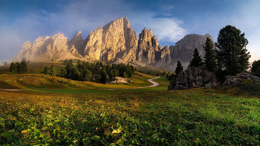 Val Gardena, Dolomitas, Itália, Alpes, nuvens, Tirol do Sul, paisagem, árvores, céu papel de parede HD