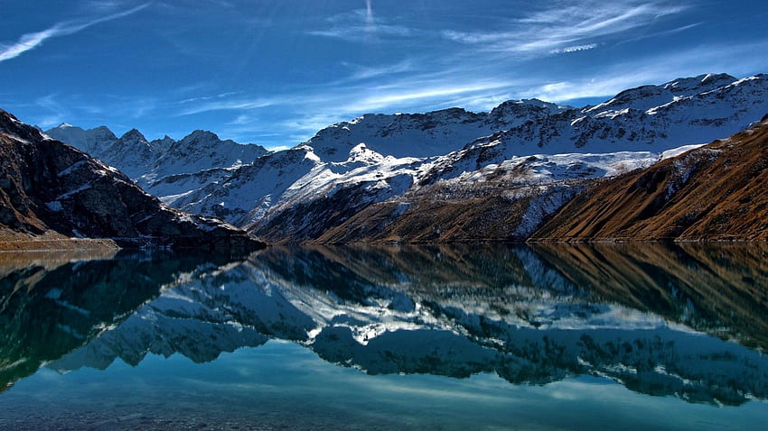 Montañas Montaña Lac Azul Naturaleza iPhone 5 fondo de pantalla