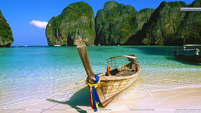May Bay Phi Phi Island Thailand HD wallpaper