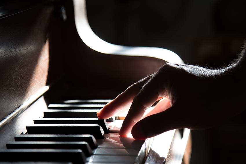 Muzyka, fortepian, ręka, cień, klucze Tapeta HD