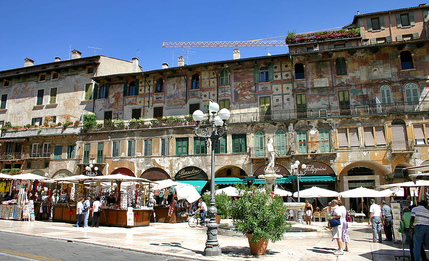 Street market in Verona, Italy and HD wallpaper | Pxfuel