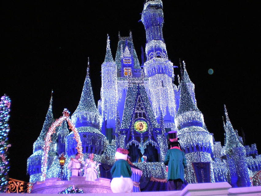 Walt Disney World Resort in Orlando, Florida. Disney world christmas, Disney christmas, Disney background, Disney Castle Christmas HD wallpaper