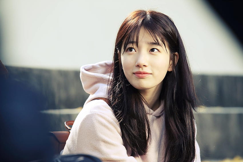 Schauspielerinnen, die „hässliche“ Rollen spielten, aber im wirklichen Leben wirklich HERRLICH sind, Kim Sun Ah HD-Hintergrundbild