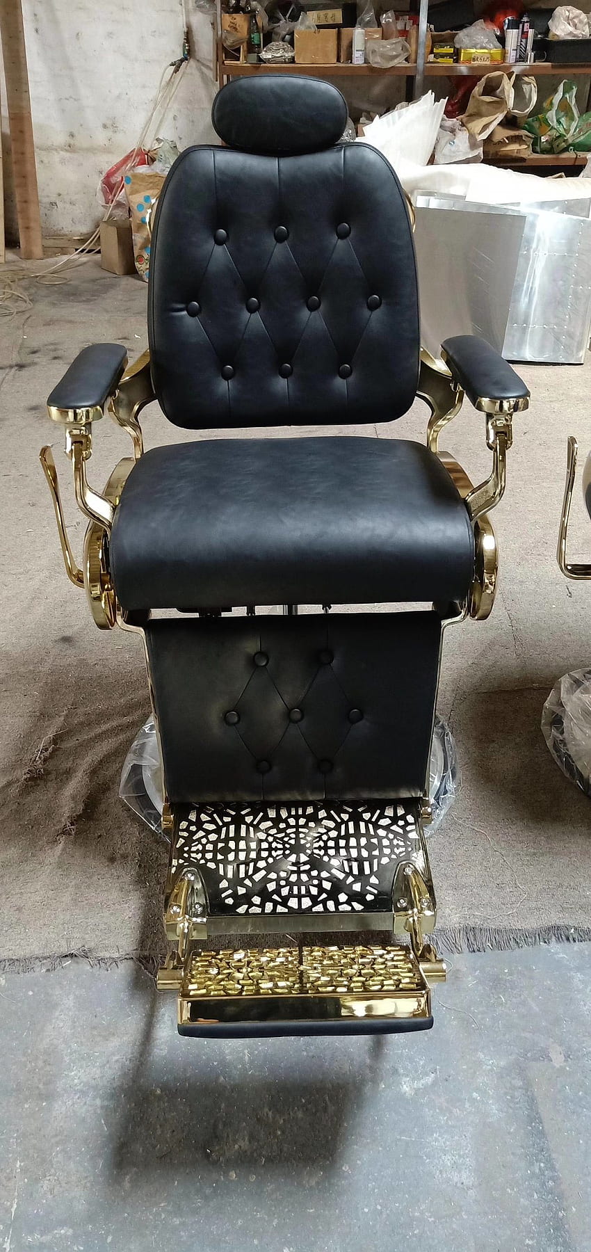 China Salon Furniture Equipment Supplies Man′s High Quality Barber Chair & HD phone wallpaper
