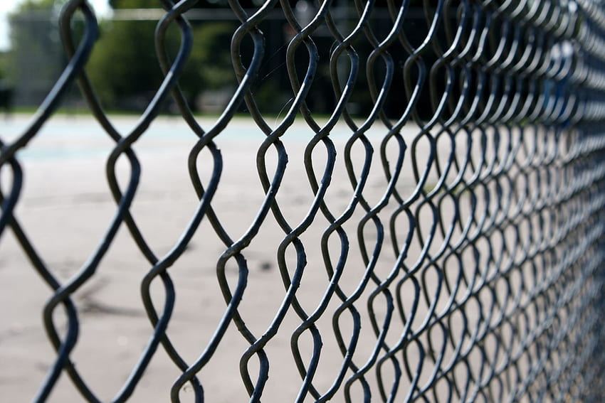 Chain Link Fence . Spider Chain , Elmo Chain MLG and Chain Background HD wallpaper