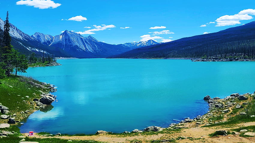 Danau Maligne di Alberta, taman nasional, awan, langit, pegunungan, kanada Wallpaper HD
