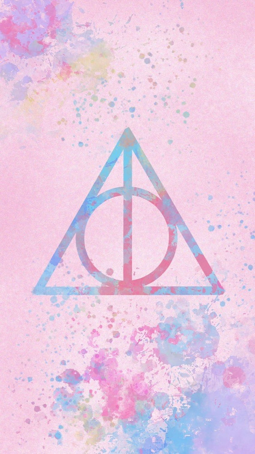 Đừng bỏ lỡ cơ hội để sở hữu một bức hình nền HD Harry Potter màu hồng đầy tinh tế! Hình ảnh này đem lại cảm giác tươi mới và sức sống với gam màu hồng nhẹ nhàng kết hợp cùng hình ảnh chiếc cây thần mộc. Bạn sẽ không thể rời mắt khỏi hình nền đẹp này.