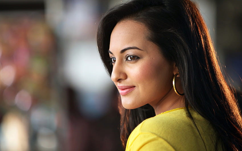 Sonakshi Sinha Bollywood celebridade indiano Loiras mulheres modelo gostosa papel de parede HD