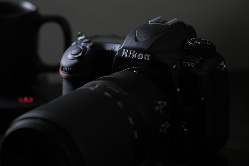 GRAFICA CENTRALE: Nikon D500 (impressioni iniziali) Sfondo HD
