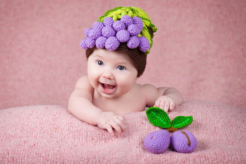 귀여운 아기, 퍼플, 핑크, 미소, 아기, 과일, 모자, 아이, 코필 HD 월페이퍼