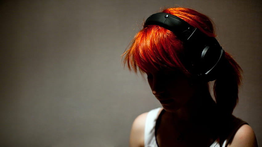 The Song, shadow, song, girl, red hair, music, emo, cool, , redhead, headphone HD wallpaper