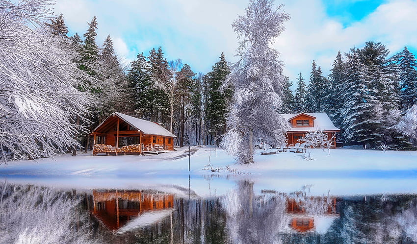 Дървени къщи край езерото, студ, къщи, езеро, лед, дърво, скреж, замръзнало, красиво, красиво, отражение, сняг, дървета, гора HD тапет
