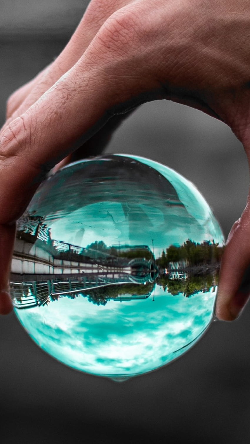 Glass ball on hand iPhone 6 / 6S - - .net, iPhone Sphere HD phone wallpaper
