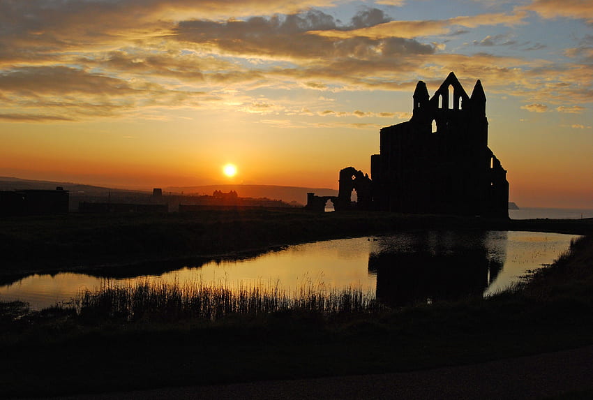 WHITBY ABBEY AT SUNSET, river, landscape, night time, church, lake, twilight, building, abbey, sunset HD wallpaper