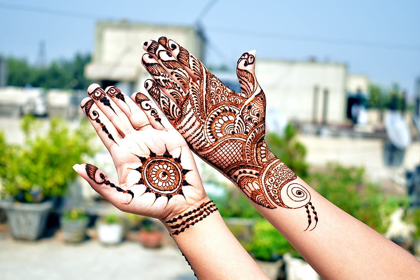 Eid/Raksha Bandhan Mehndi Design Easy - Sundar Sundar Mehndi Design -  Jewellery Back Hand Mehndi - YouTube