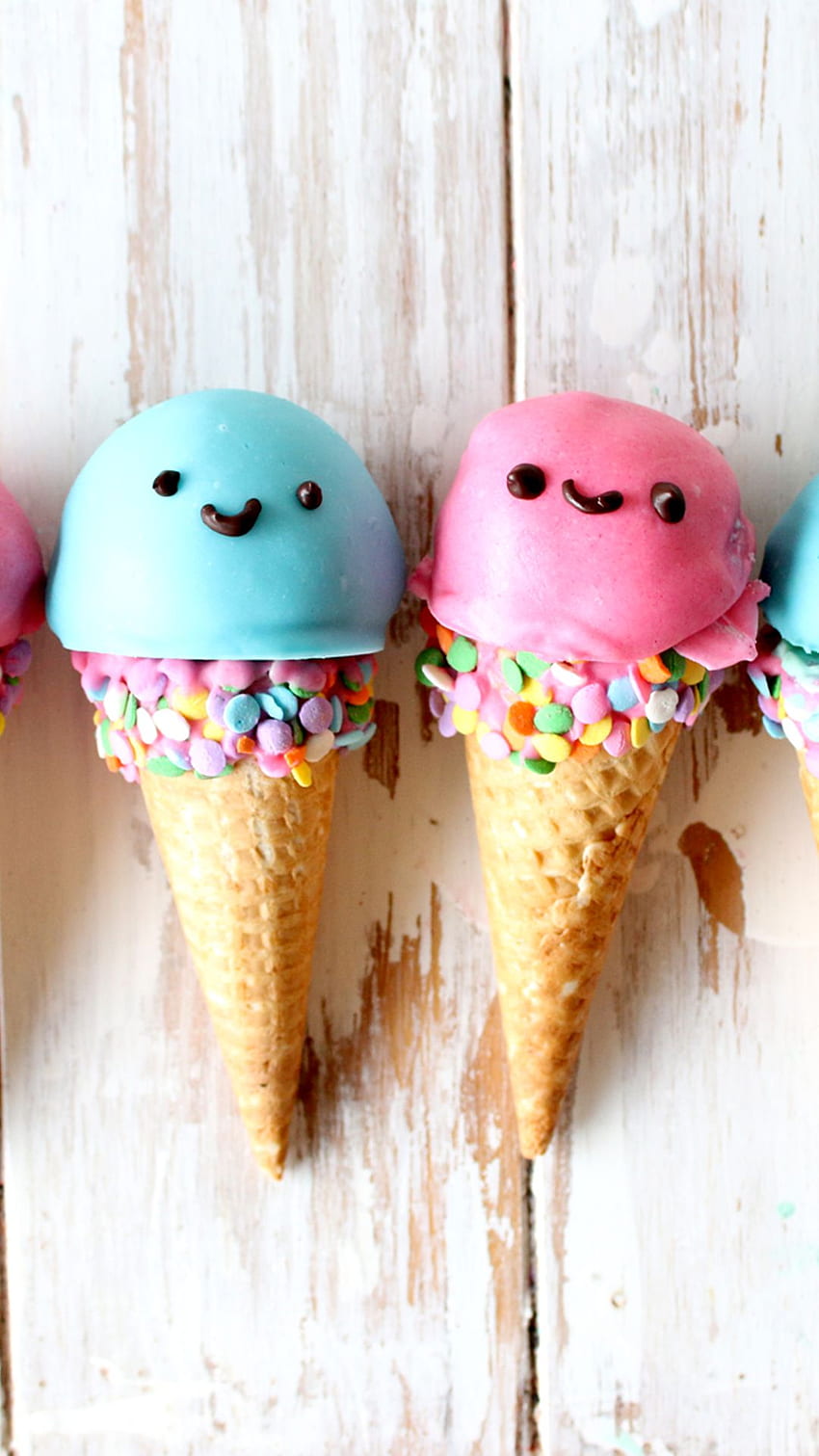 Kawaii Ice Cream Cones The Scran Line, Rainbow Ice Cream HD phone wallpaper