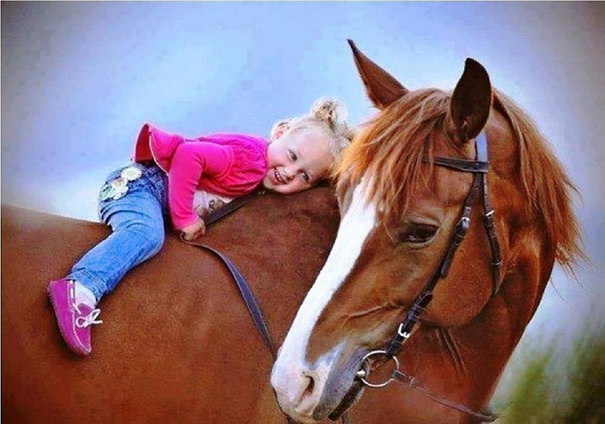 Birlikte Çok Mutluyuz!, küçük kız, atlar, hayvanlar, arkadaşlar, birlikte HD duvar kağıdı