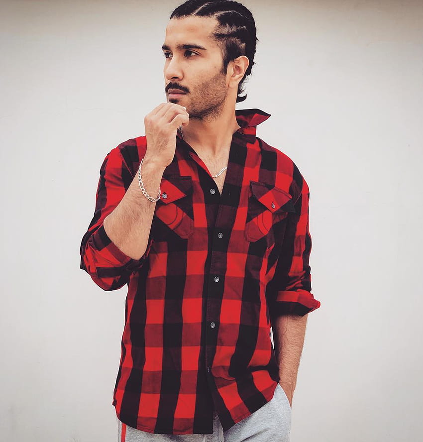 Stylepiration: Feroze Khan's Cornrow Braids Hairstyle Is Giving Major Hairstyle Goals To All The Guys Around To Look Cool HD phone wallpaper