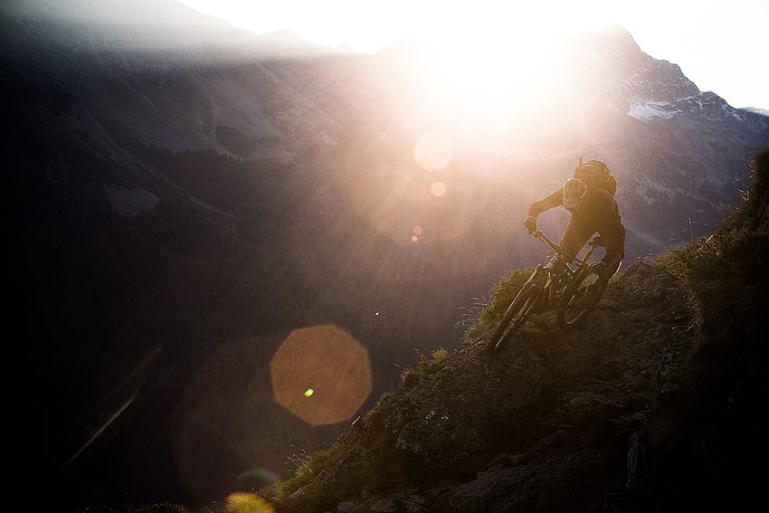 Dünyanın Dört Bir Yanından En İyi 10 Dağ Bisikletimiz, Enduro Dağ Bisikleti HD duvar kağıdı