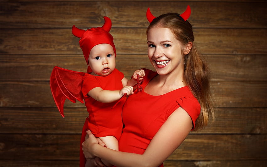 Happy Halloween!, horns, copil, demon, woman, halloween, boy, costume, mother, child HD wallpaper