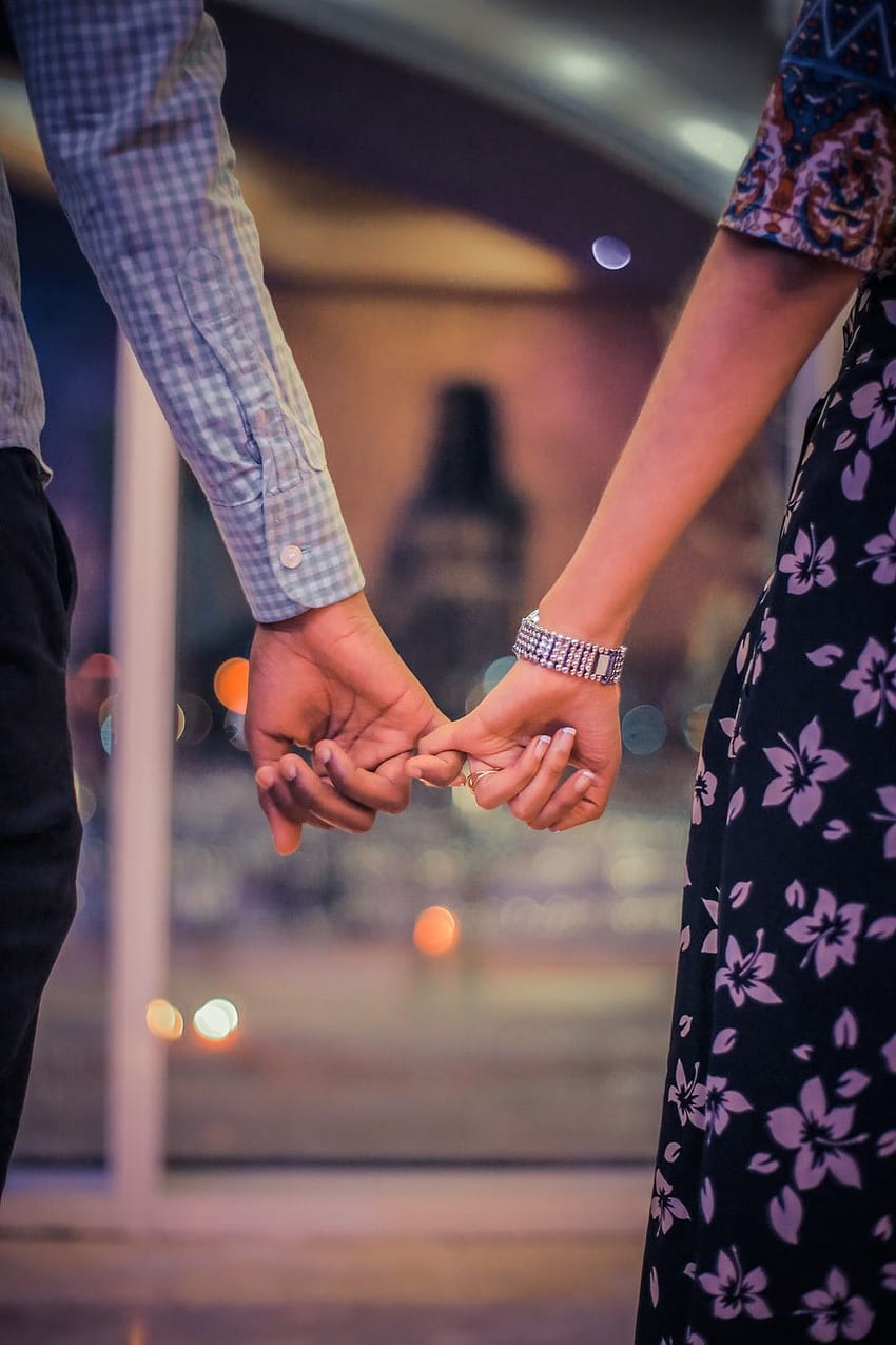 Holding Hands &, Couple Holding Hands HD phone wallpaper