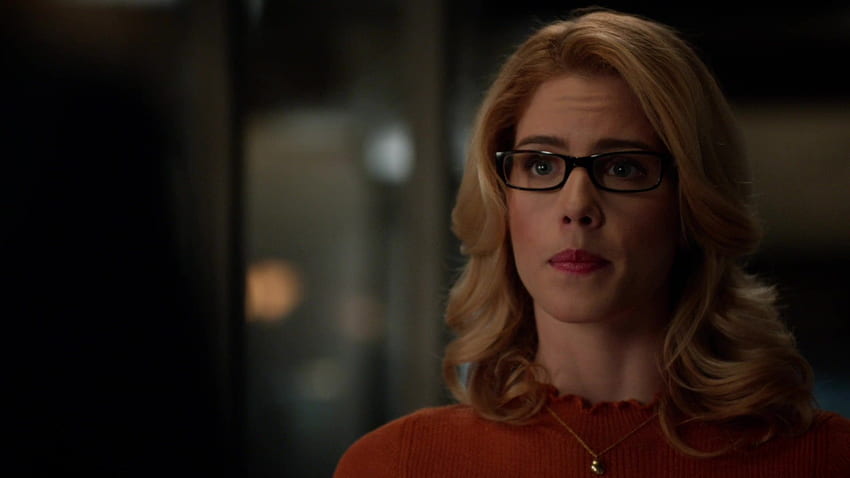 Felicity Smoak Earth 97 Hd Wallpaper Pxfuel 9285