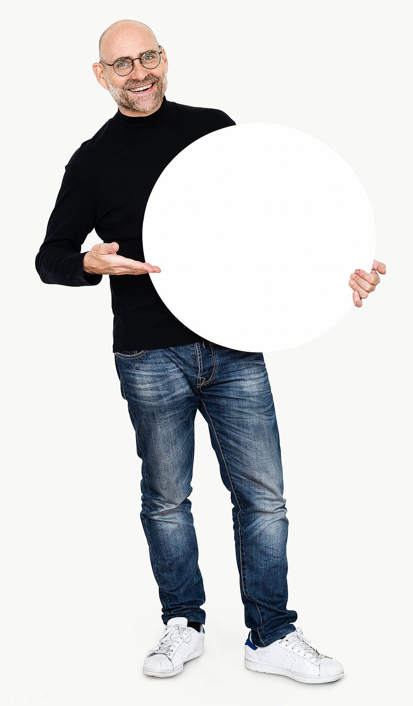 프리미엄 png of Happy man holding round board transparent png in 2020. 행복한 사람, 분홍색 배경, 남자 HD 전화 배경 화면