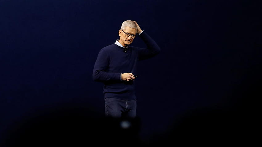 Apple CEO Tim Cook on learning to code: He doesn't seem to understand programmers must learn English HD wallpaper