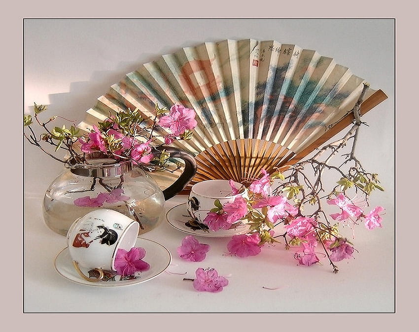 Opulence, tea pot, teacups, pretty, flowers, cup, china, saucer, fan HD wallpaper