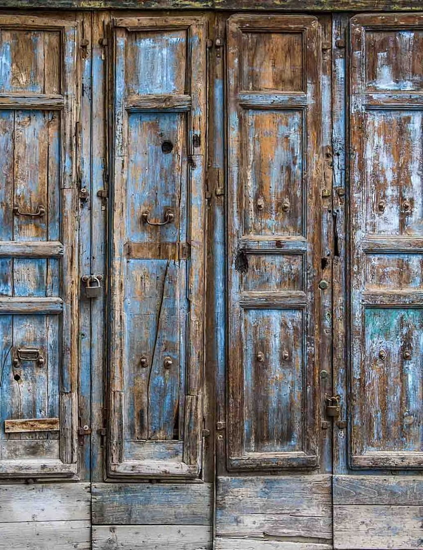 Grunge blaue Farbe aus Holz Tür Hintergrund für die Grafik. Türhintergründe, rustikale Türen, Holztüren, Türrahmen HD-Handy-Hintergrundbild