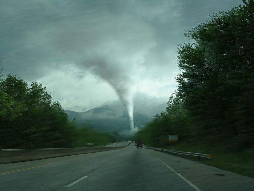Storm Tornadoes HD wallpaper