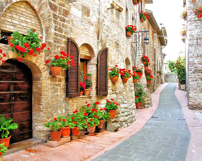 Pixel: , Streets Of Tuscany. Italy. background 512.3 kbyte HD wallpaper