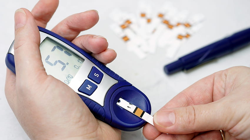 Хората с диабет тип 2 предписват нискокалорична течна диета – Новини на Channel 4 HD тапет