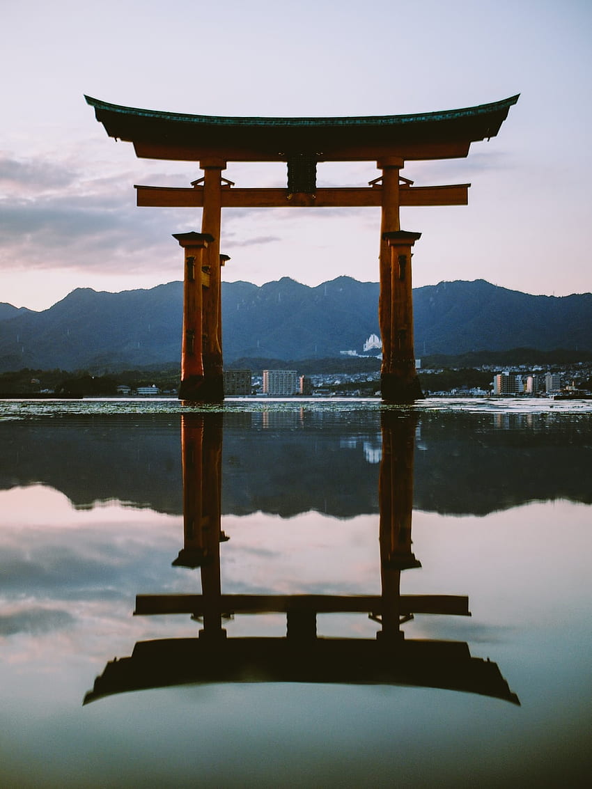 Puerta torii, torii japonés fondo de pantalla del teléfono
