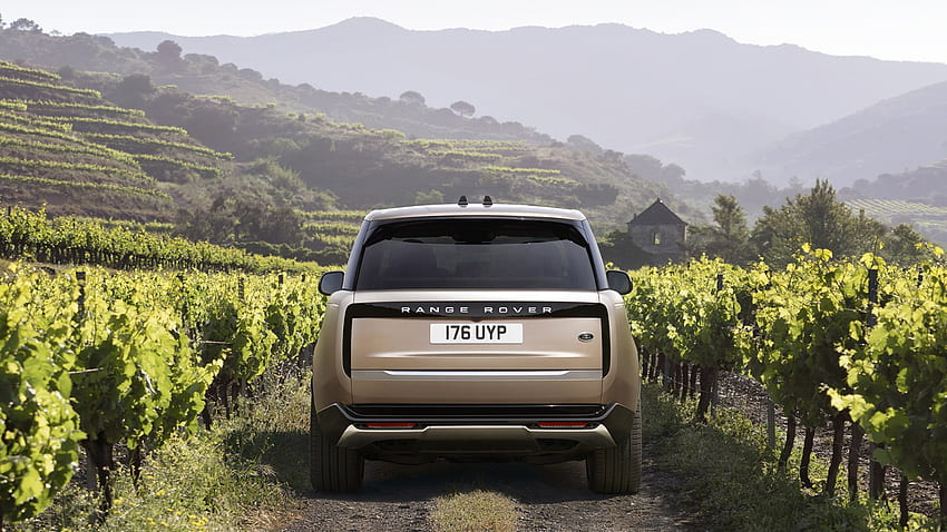 Redesigned 2022 Land Rover Range Rover Raises the Bar for Luxury SUVs, Range Rover 2022 HD wallpaper