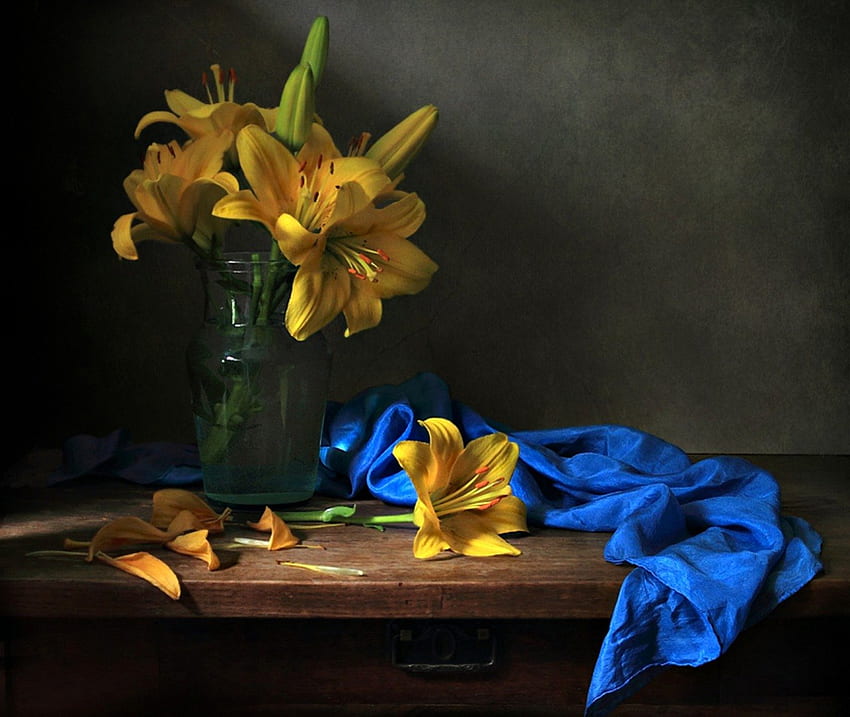 Still Life, blue, yellow petals, graphy, beauty, petals, yellow flowers, vase, romance, beautiful, lily, pretty, yellow, with love, nature, romantic, flowers, lilies, lovely, for you HD wallpaper