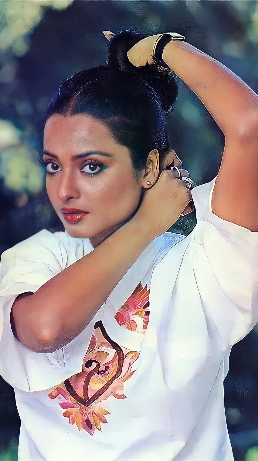Rekha, atriz de Bollywood Papel de parede de celular HD