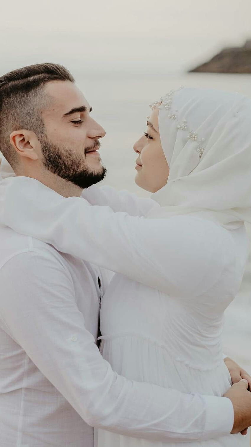 Мюсюлманска двойка, плевене на хиджаб, любовна двойка, романтичен мюсюлманин, двойка HD тапет за телефон