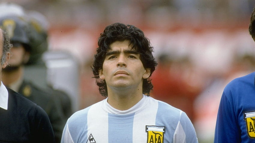 Argentinian soccer legend Diego Maradona dies age just 60 - Starts at 60, Rip Maradona HD wallpaper