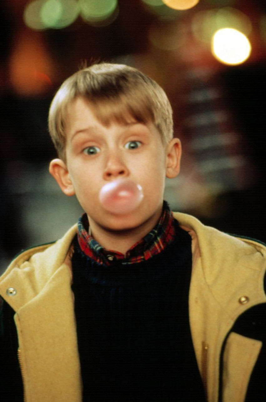 Can You Imagine Macaulay Culkin Playing D.J. Conner in Roseanne? It Almost Happened. Home alone, Home alone movie, Macaulay culkin, Funny Home Alone HD phone wallpaper