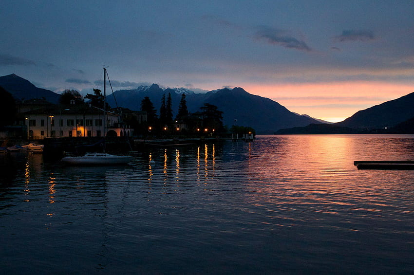 Lake Como Sunset HD wallpaper