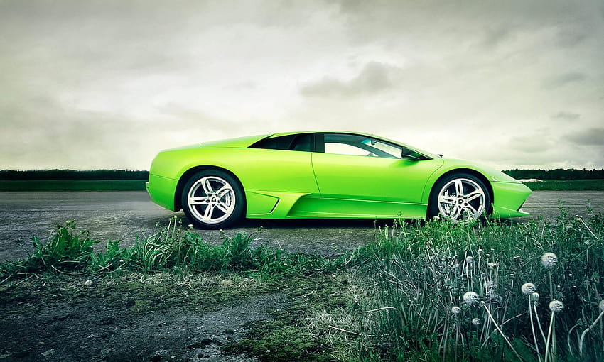 Cool Green Car : : High Definition HD wallpaper