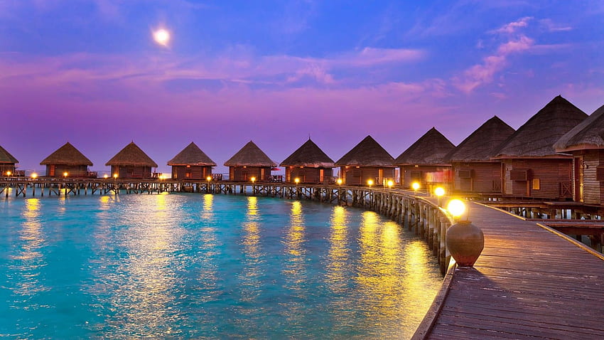 Overwater Bungalows In The Maldives . Studio 10 HD wallpaper