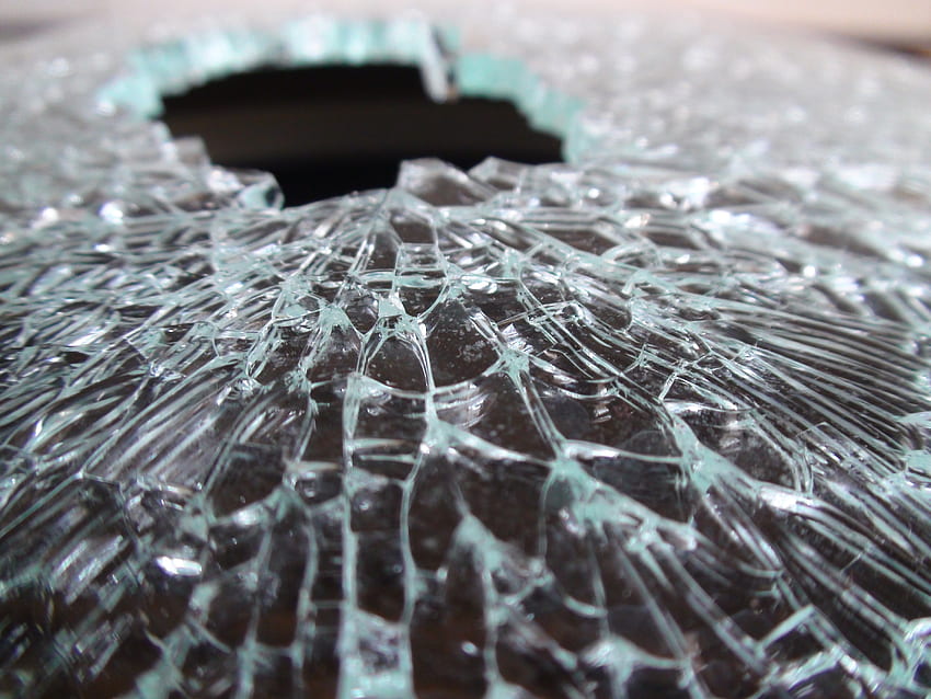 割れたガラスの穴、壊れた、穴、割れたガラス、割れたガラスの穴、割れたガラス、ガラス 高画質の壁紙