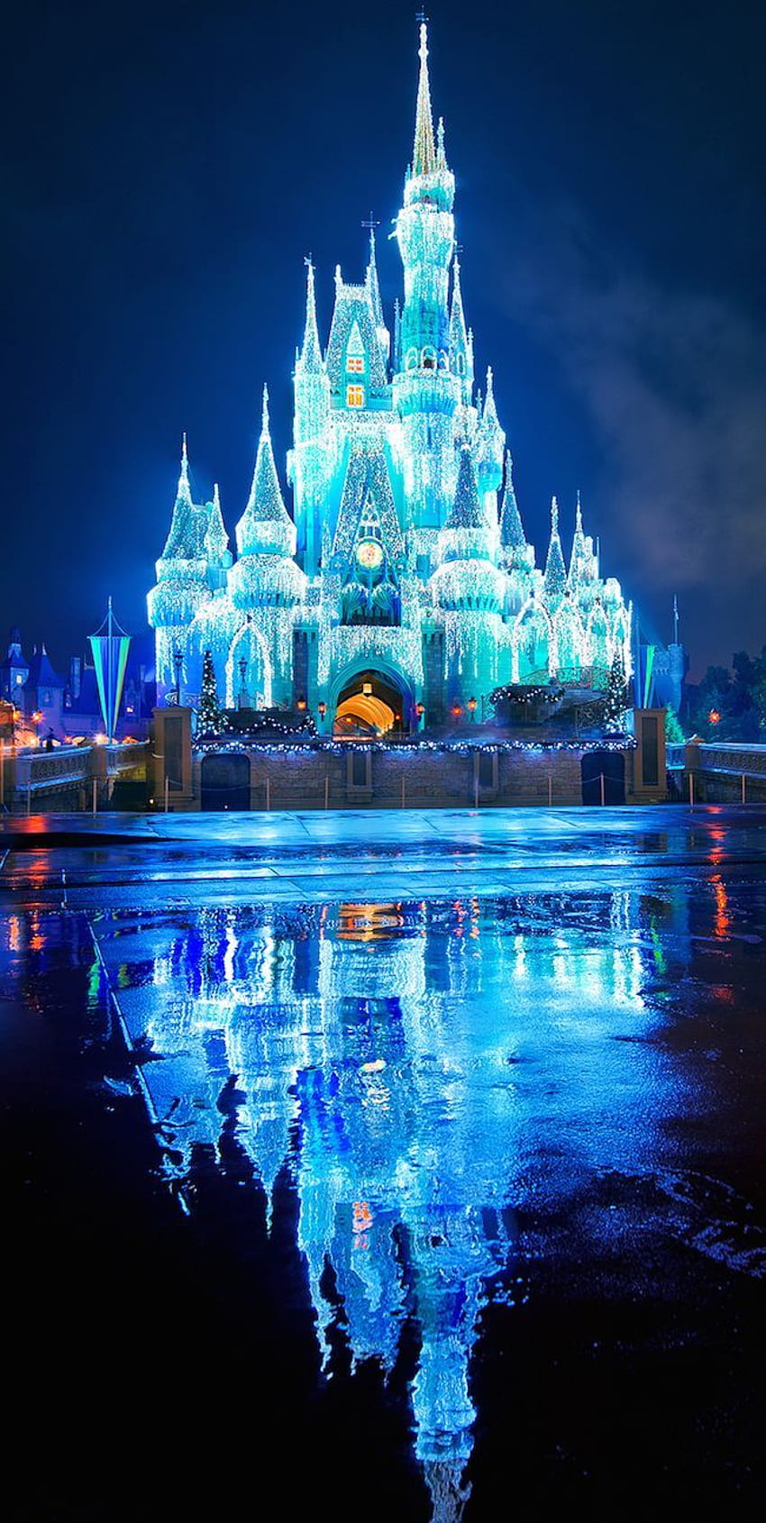 Luoghi di viaggio invernali che cambiano la vita. Natale del mondo Disney, castello Disney, Disney Sfondo del telefono HD