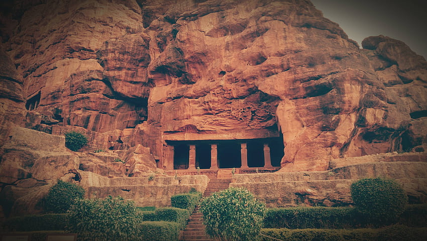OC] [] Templos rupestres en Badami, Karnataka, India fondo de pantalla