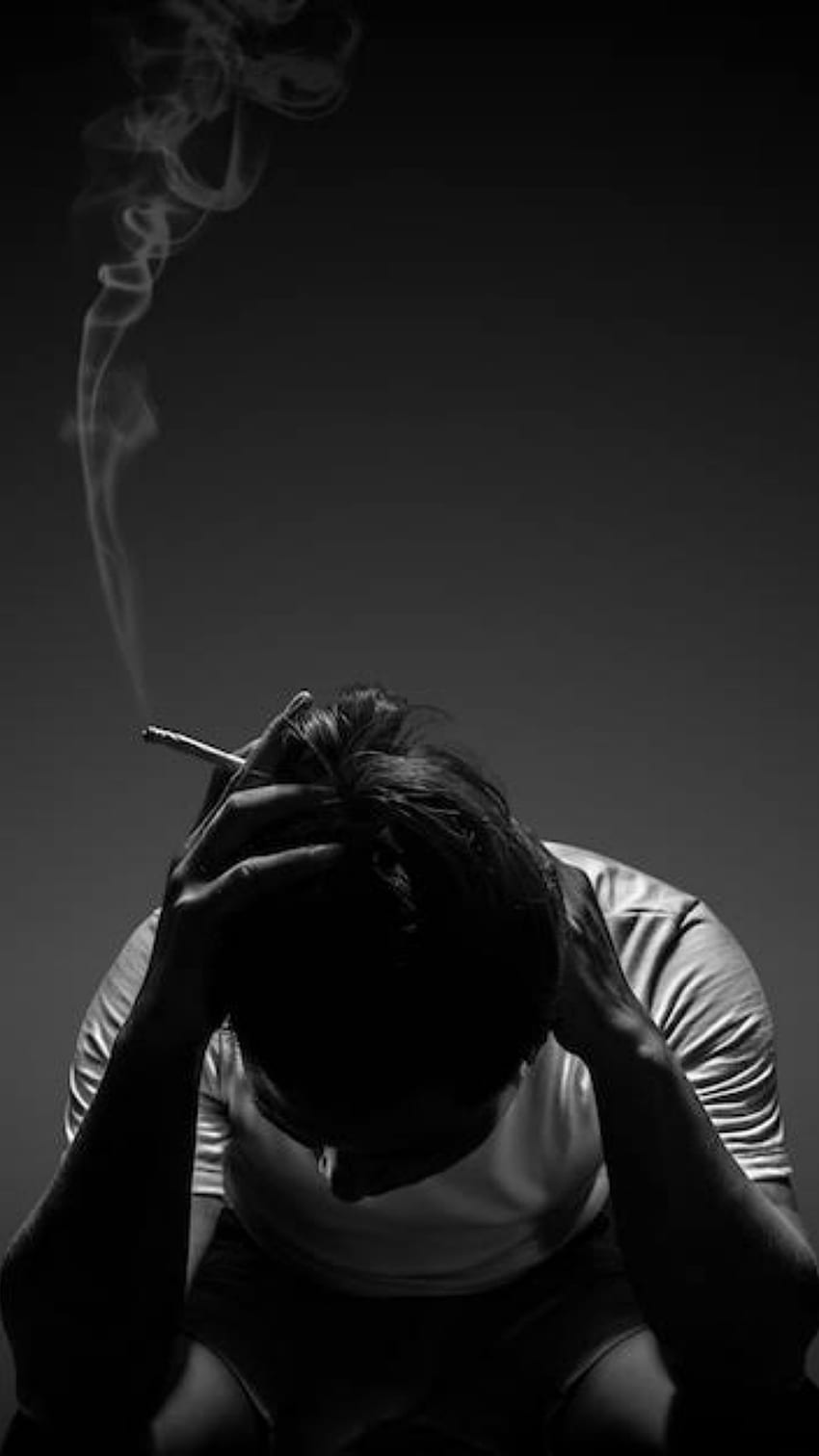 Traurige Männer mit Zigarette, Wolke, Stehen, Sadman, Rauchen, Kittel, Depression HD-Handy-Hintergrundbild