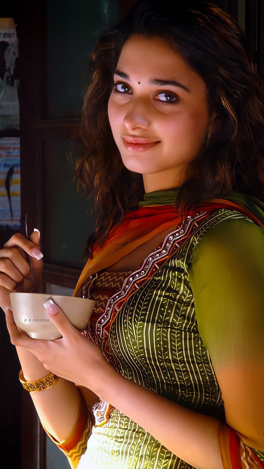 Тамана Бхатия, телугу актриса HD тапет за телефон