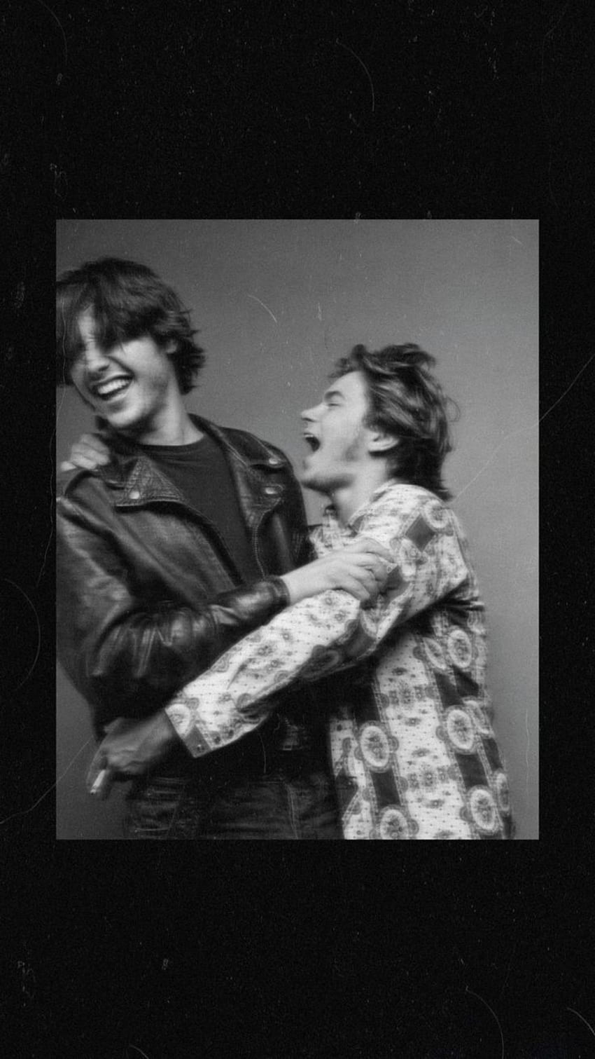 Keanu Reeves and River Phoenix: . River phoenix keanu reeves, Keanu reeves, My own private idaho HD phone wallpaper