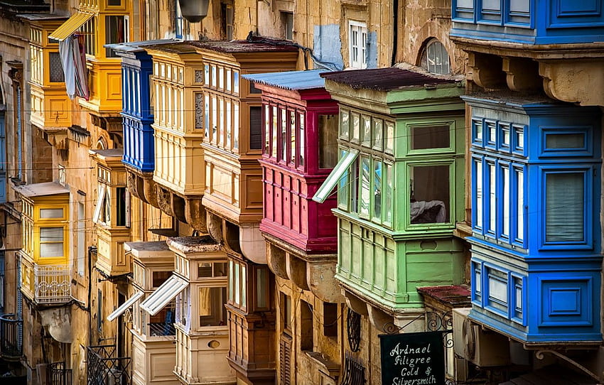 Malta, Valletta, Traditional colourful balconies HD wallpaper